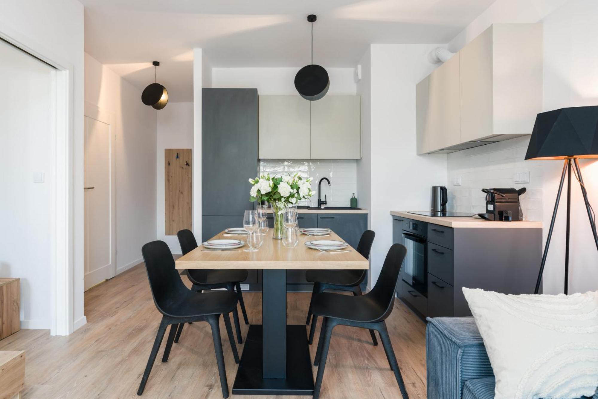 Bukowska 18 With Balcony Mtp By Renters Apartmán *
